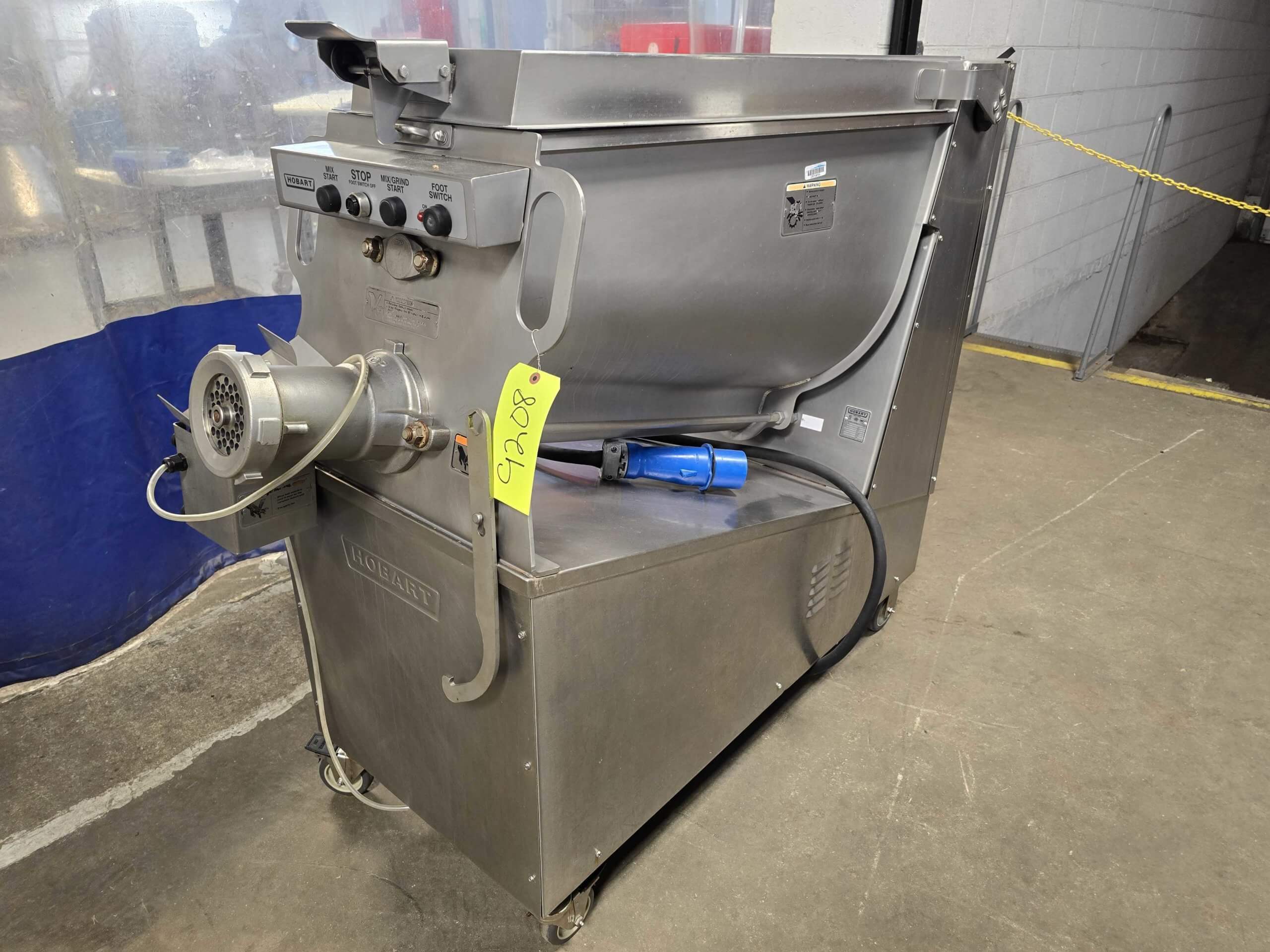 Electric fresh pasta sheeter SR with 220mm steel cylinders